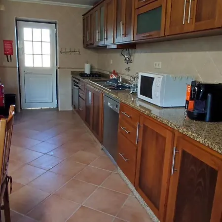 Hébergement de vacances Raizes Da Estrela - *